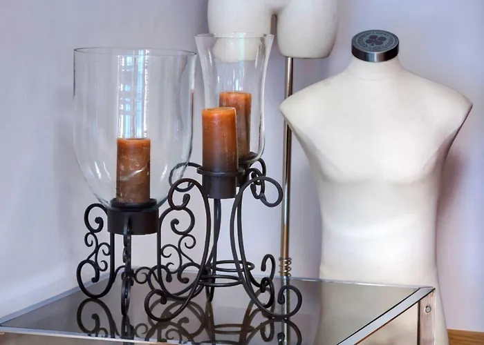 Capitelli * فلورنس