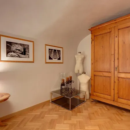 Capitelli * Φλωρεντία